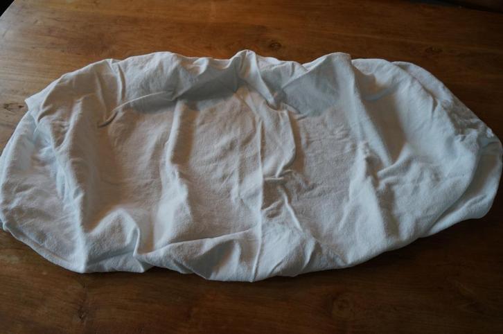 Een molton voor een ledikantje, Kinderen en Baby's, Kinderkamer | Beddengoed, Overige typen, Wit, Jongetje of Meisje, Ophalen of Verzenden