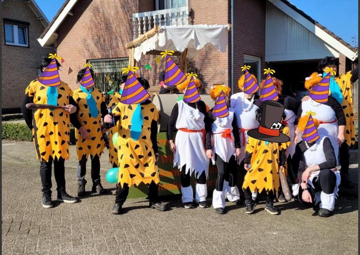 Loopgroep Carnaval - Flintstones thema, Hobby en Vrije tijd, Feestartikelen, Gebruikt, Kostuum, Carnaval, Ophalen