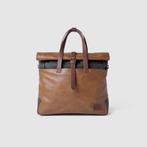 Nieuw: bruine leren Vanguard 15” laptop tas rugzak, Ophalen of Verzenden, 15 inch, Nieuw, Rugzak