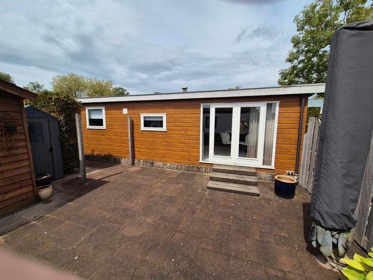 Chalet in Loosdrecht te koop 35000 euro, Caravans en Kamperen, Stacaravans, tot en met 4, Ophalen of Verzenden