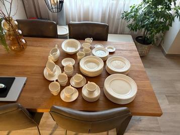 Wedgwood Edme Servies - 9 persoons voor een leuke prijs! beschikbaar voor biedingen