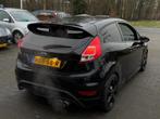 Ford Fiesta 1.6 ST2 XENON/VERLAAGD/210PK/MILLTEK/CAMERA/STLV, Auto's, Voorwielaandrijving, Gebruikt, Zwart, 4 cilinders