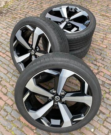 ALS NIEUWE 19” Nissan Juke velgen + 225/45 R19 Goodyear beschikbaar voor biedingen