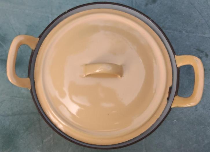 FE BELGIUM gietijzer pan plaatstaal deksel Ø20 (G62), Huis en Inrichting, Keuken | Potten en Pannen, Gebruikt, Koekenpan of Braadpan