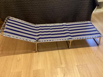 Zeer mooi veldbed, absolute nieuwstaat, nauwelijks gebruikt! beschikbaar voor biedingen