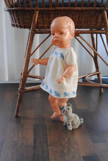 Wildebras pop uit 1961- 60 cm - met handgebreid jurkje beschikbaar voor biedingen