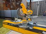 Dewalt DCS727 afkortzaag, Doe-het-zelf en Verbouw, Gereedschap | Zaagmachines, Ophalen, 70 mm of meer, Zo goed als nieuw, Afkortzaag