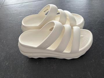 Crocs mega Crush slippers / plateau sandalen maat 37/38  beschikbaar voor biedingen