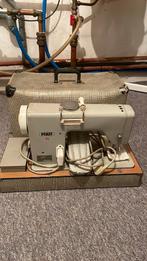Oude antieke pfaff naaimachine, Ophalen, Gebruikt, Naaimachine, Pfaff