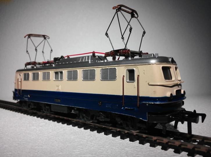 Fleischmann 1337S DB E10 250 Rheingold, Hobby en Vrije tijd, Modeltreinen | H0, Gebruikt, Locomotief, Gelijkstroom, Fleischmann