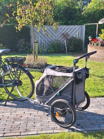 Hondenfietskar (ook te gebruiken als buggy)  beschikbaar voor biedingen