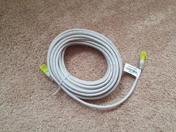 10 meter netwerk kabel beschikbaar voor biedingen