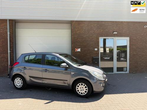 Hyundai I20 1.2i i-Drive|AIRCO|NIEUWE APK|NETTE AUTO, Auto's, Hyundai, Bedrijf, Te koop, i20, ABS, Airbags, Airconditioning, Boordcomputer