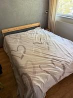 Bedframe met lattenbodem en matras 140x200, Ophalen, Beige, Tweepersoons, 140 cm