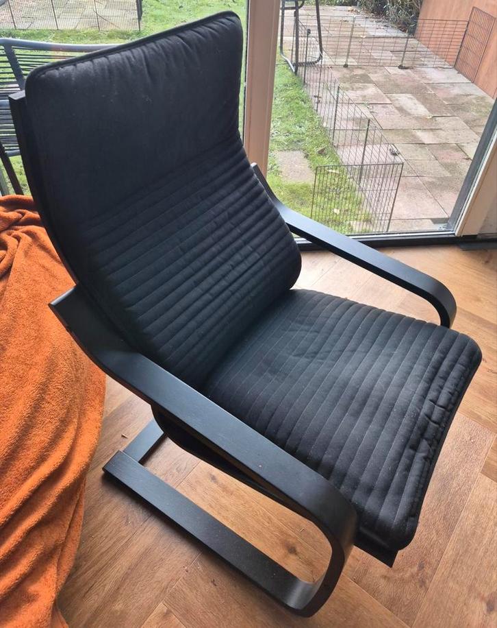 Poang stoel, zwart met kussen met zwarte hoes, wasbaar, Huis en Inrichting, Fauteuils, 50 tot 75 cm, Ophalen of Verzenden