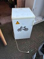 Tafelkoelkast - Compact en handig!, Witgoed en Apparatuur, Gebruikt, Minder dan 85 cm, Ophalen of Verzenden, Minder dan 75 liter