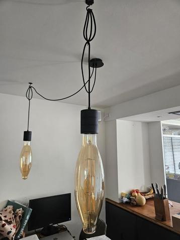 2 stuks Hanglampen 