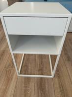 IKEA Vikhammer Nachtkastje - 40x39 cm, Huis en Inrichting, Slaapkamer | Nachtkastjes, Ophalen, Minder dan 45 cm, Zo goed als nieuw