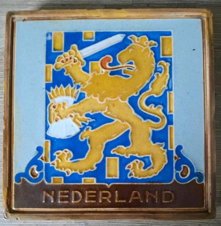 Westraven tegel wapen van nederland, Antiek en Kunst, Antiek | Keramiek en Aardewerk, Ophalen of Verzenden