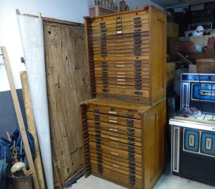 Ladekast-Drukkerijkast-Letterbakkast-Zetblok., Huis en Inrichting, Kasten | Ladekasten, Gebruikt, 200 cm of meer, 50 tot 100 cm