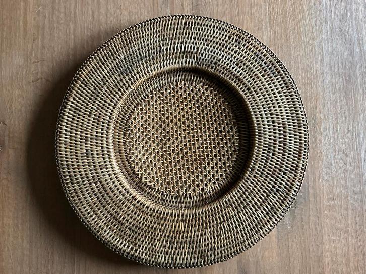 Rieten onderbord TOGO collectie uit Myanmar, Huis en Inrichting, Woonaccessoires | Schalen en Manden, Zo goed als nieuw, Schaal