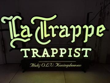 Zeldzame lichtreclame La Trappe Trappist beschikbaar voor biedingen