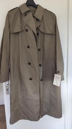 khaki trenchcoat met afritsvoering, Kleding | Heren, Jassen | Winter, Ophalen of Verzenden, Nieuw, Maat 52/54 (L), Beige