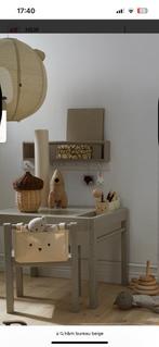 Bureau h&m met stoel kind beige, Kinderen en Baby's, Ophalen, Zo goed als nieuw, Tafel(s) en Stoel(en)