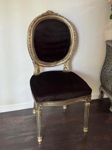Elegante barok stoel van hout (zilver/zwart) beschikbaar voor biedingen