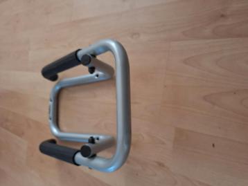 Muurdrager thule voor fietsen etc beschikbaar voor biedingen