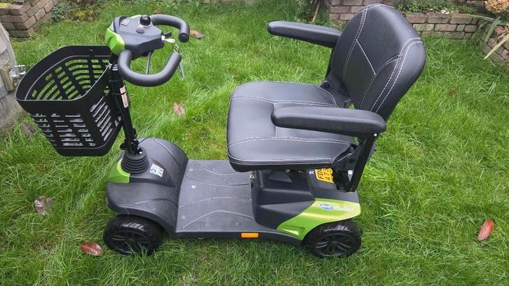 Scootmobiel Invacare Colibri 4-wiel Green 18ah (inklapbaar), Diversen, Brommobielen en Scootmobielen, Zo goed als nieuw, Invacare