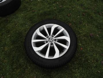 Volkswagen T-Roc, Passat alu velgen all season banden 17inch beschikbaar voor biedingen