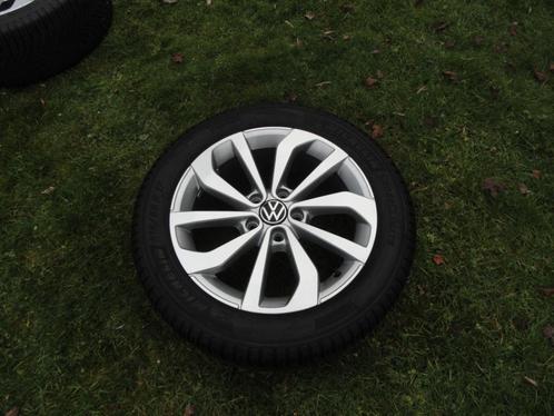 Volkswagen T-Roc, Passat alu velgen all season banden 17inch, Auto-onderdelen, Banden en Velgen, Banden en Velgen, All Season