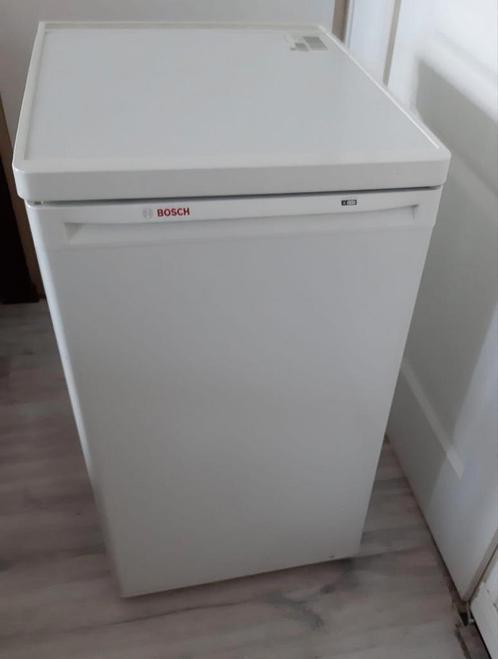 Te koop: Goedwerkende zuinige Bosch vrieskast., Witgoed en Apparatuur, Vriezers en Diepvrieskisten, Gebruikt, Vrijstaand, Vrieskast