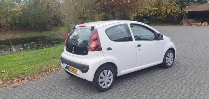 Peugeot 107 1.0 12V 5DR 2012 Wit, Auto's, Peugeot, Particulier, Benzine, A, Hatchback, Handgeschakeld, Origineel Nederlands, Wit