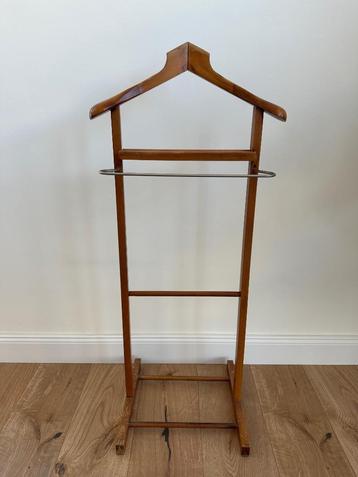 Vintage houten Kleding rekje  beschikbaar voor biedingen