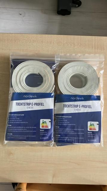 Nordevik Tochtstrip E-profiel 2x12m  Zelfklevend Nieuw beschikbaar voor biedingen
