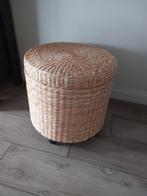 Rieten Opbergmand op Wieltjes, Huis en Inrichting, Banken | Voetenbanken en Poefen, Ophalen, Minder dan 50 cm, Gebruikt, Rond