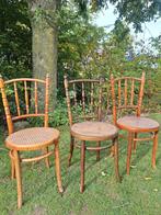 Drie vintage (Thonet?) stoelen met rieten zitting, Huis en Inrichting, Stoelen, Ophalen, Riet of Rotan, Gebruikt, Vintage