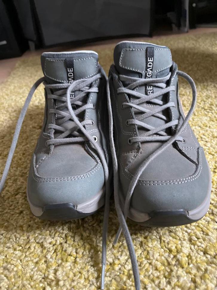 Lowa Renegade Wandelschoenen Dames - Maat 37.5, Kleding | Dames, Schoenen, Nieuw, Wandelschoenen, Grijs, Ophalen of Verzenden