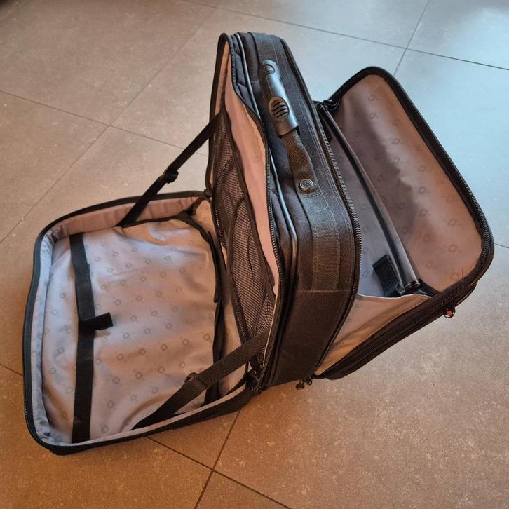 Wenger Potomac Laptop Trolley Tas, Computers en Software, Laptoptassen, Zo goed als nieuw, Trolleytas, 17 inch of meer, Ophalen of Verzenden