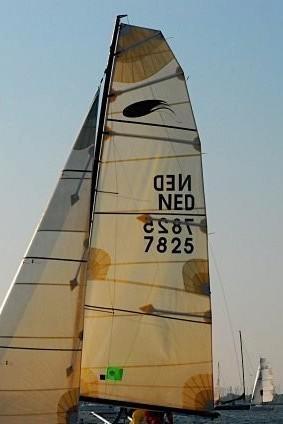Square head doorgelat laminaat grootzeil 23,5 m2, Watersport en Boten, Zeilen en Zeiltoebehoren, Zo goed als nieuw, Minder dan 15 m²