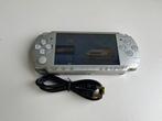PSP-2004 Mystic Silver met 26 spellen, Spelcomputers en Games, Spelcomputers | Sony PSP, Overige kleuren, PSP Slim, Ophalen of Verzenden