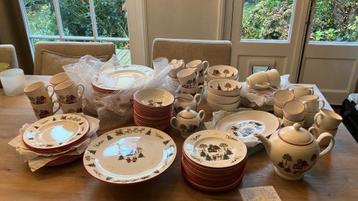 ⭐️ Wedgwood Windsor Christmas kerst Mix & Match losse items beschikbaar voor biedingen