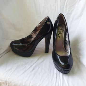 Zwarte glanzende pumps. Mt 37. Merk Blink beschikbaar voor biedingen