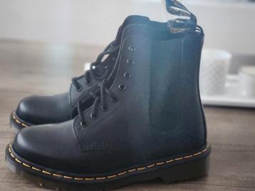 Zwarte Dr. Martens Laarzen - Maat 39 beschikbaar voor biedingen