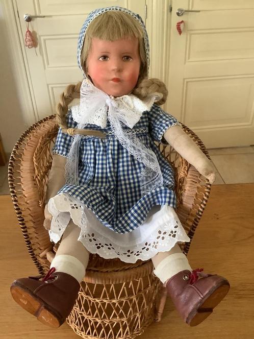 Antieke K.Kruse 47 cm, Verzamelen, Poppen, Zo goed als nieuw, Ophalen of Verzenden