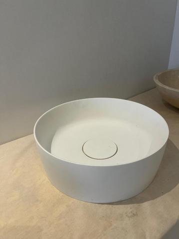 Solid Surface Waskom Ø42cm x 14cm – van 469 naar 199,- beschikbaar voor biedingen