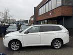 Mitsubishi Outlander 2.0 PHEV Instyle+ ACC LEDER TREKHAAK SC, Auto's, Mitsubishi, 4 cilinders, Wit, Hybride Elektrisch/Benzine