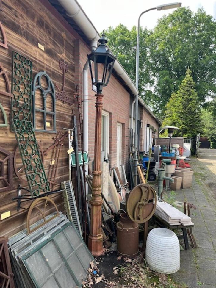 Zware Gietijzeren tuinlantaarn lantaarnpaal, Tuin en Terras, Buitenverlichting, Gebruikt, Staande lamp, IJzer, 50 tot 250 watt
